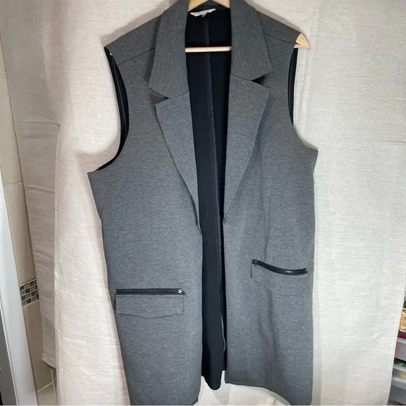 Reitmans Gray Sleeveless Vest - Picture 1 of 4